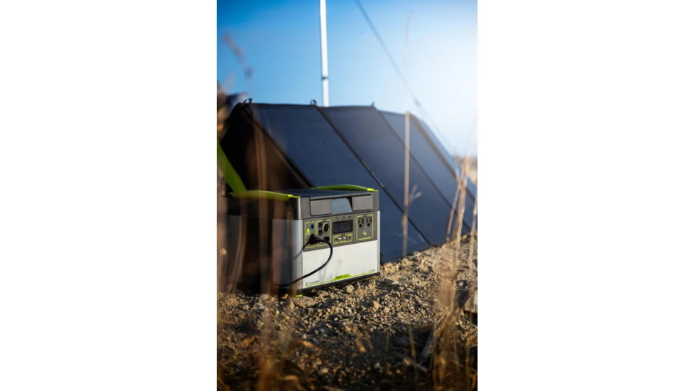 Goal Zero Nomad 200 Solar Panel - Image 4