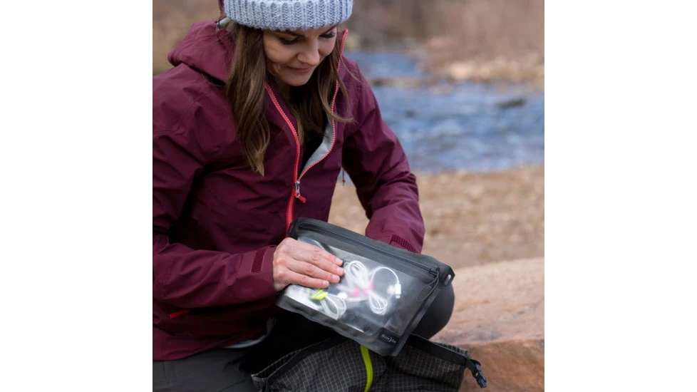 Nite Ize RunOff Waterproof 3-1-1 Pouch - Image 12