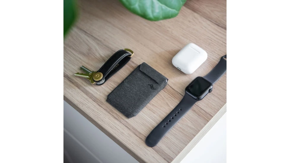 Peak Design Mobile Wallet - Image 13